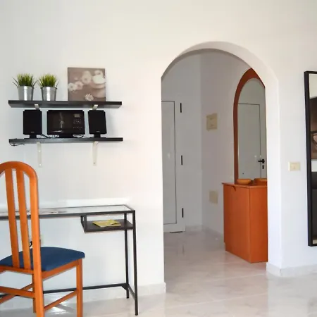 Mirafondo Playa Honda (Lanzarote)